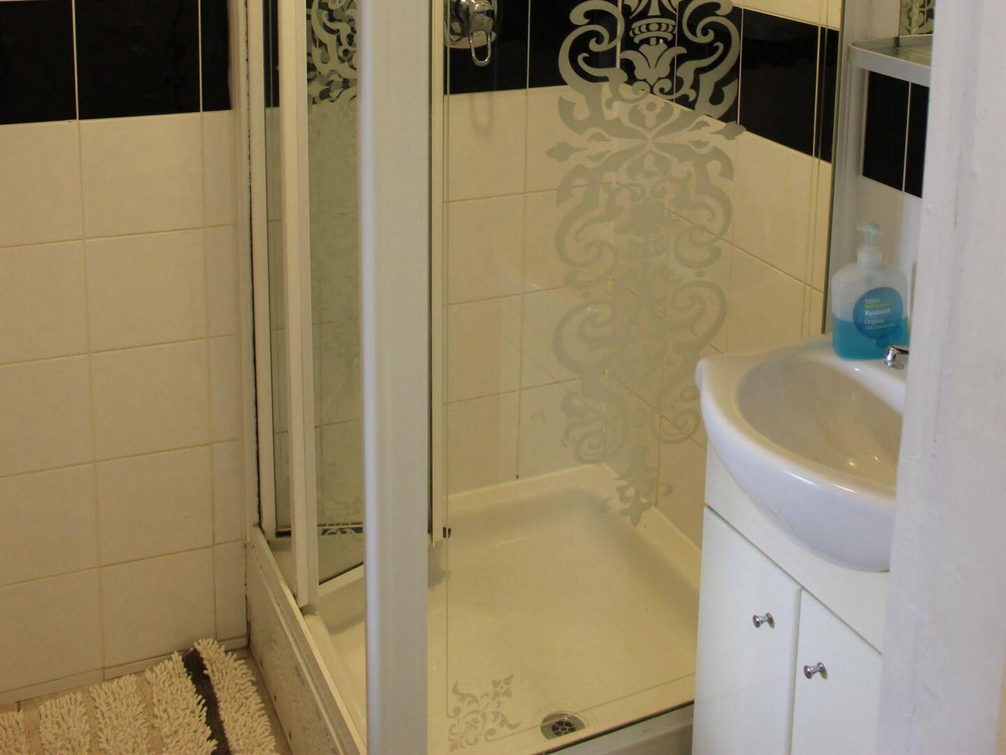 Foto - Debden Guest House