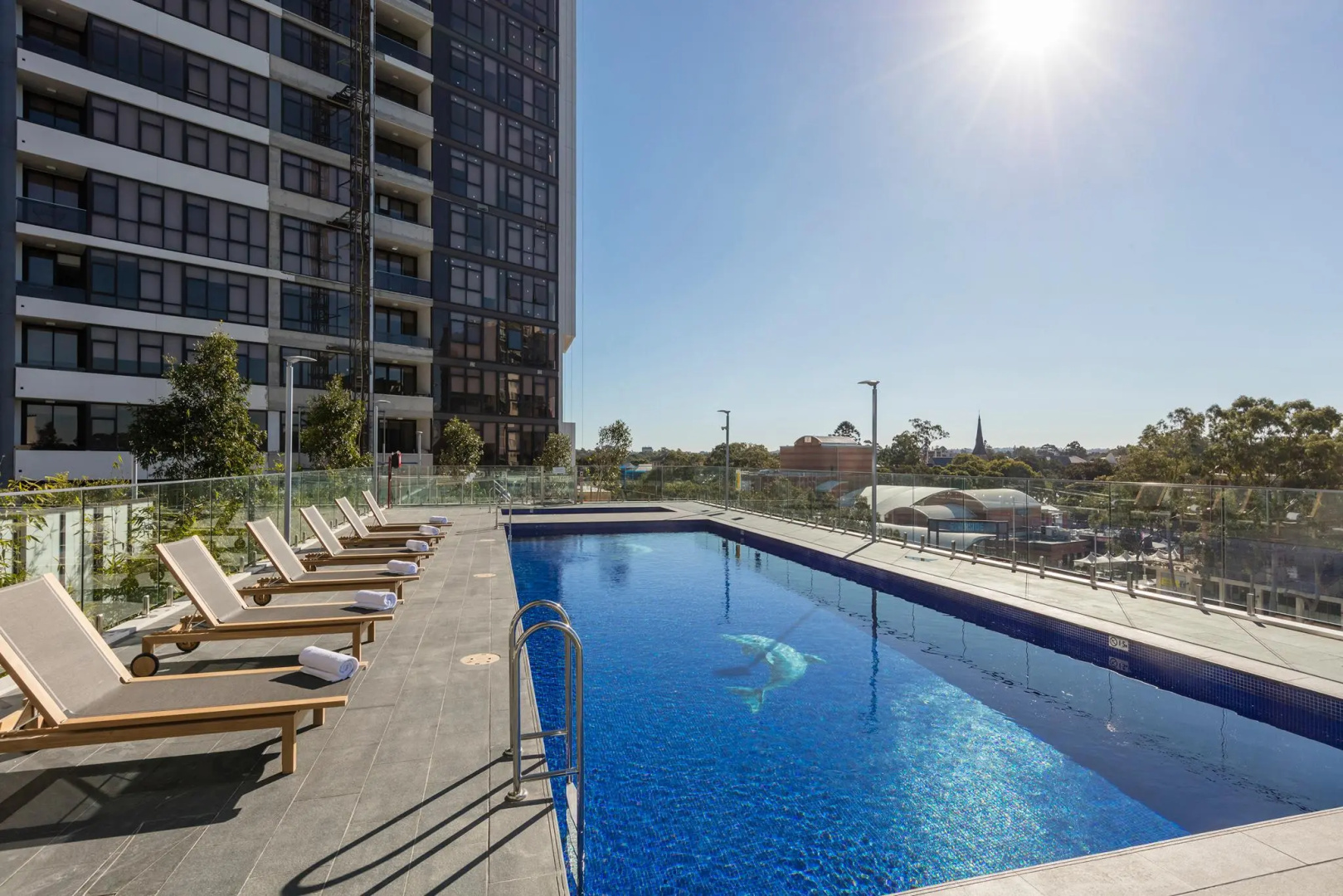 Photo - Meriton Suites Church Street, Parramatta