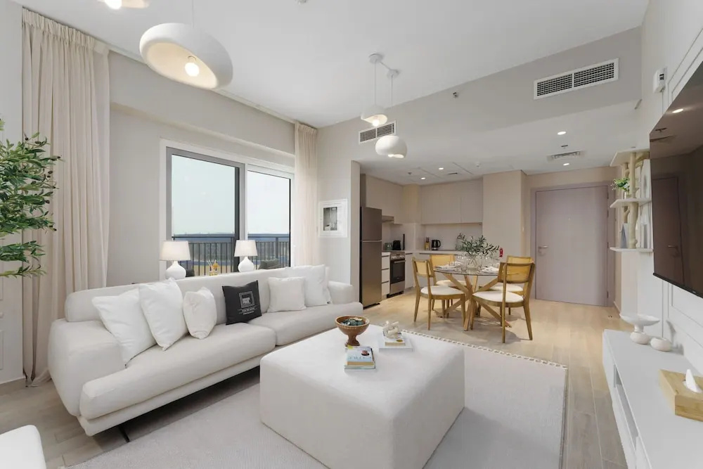 Maison Privee - Charming Retreat w/ Panoramic Views on Yas Island