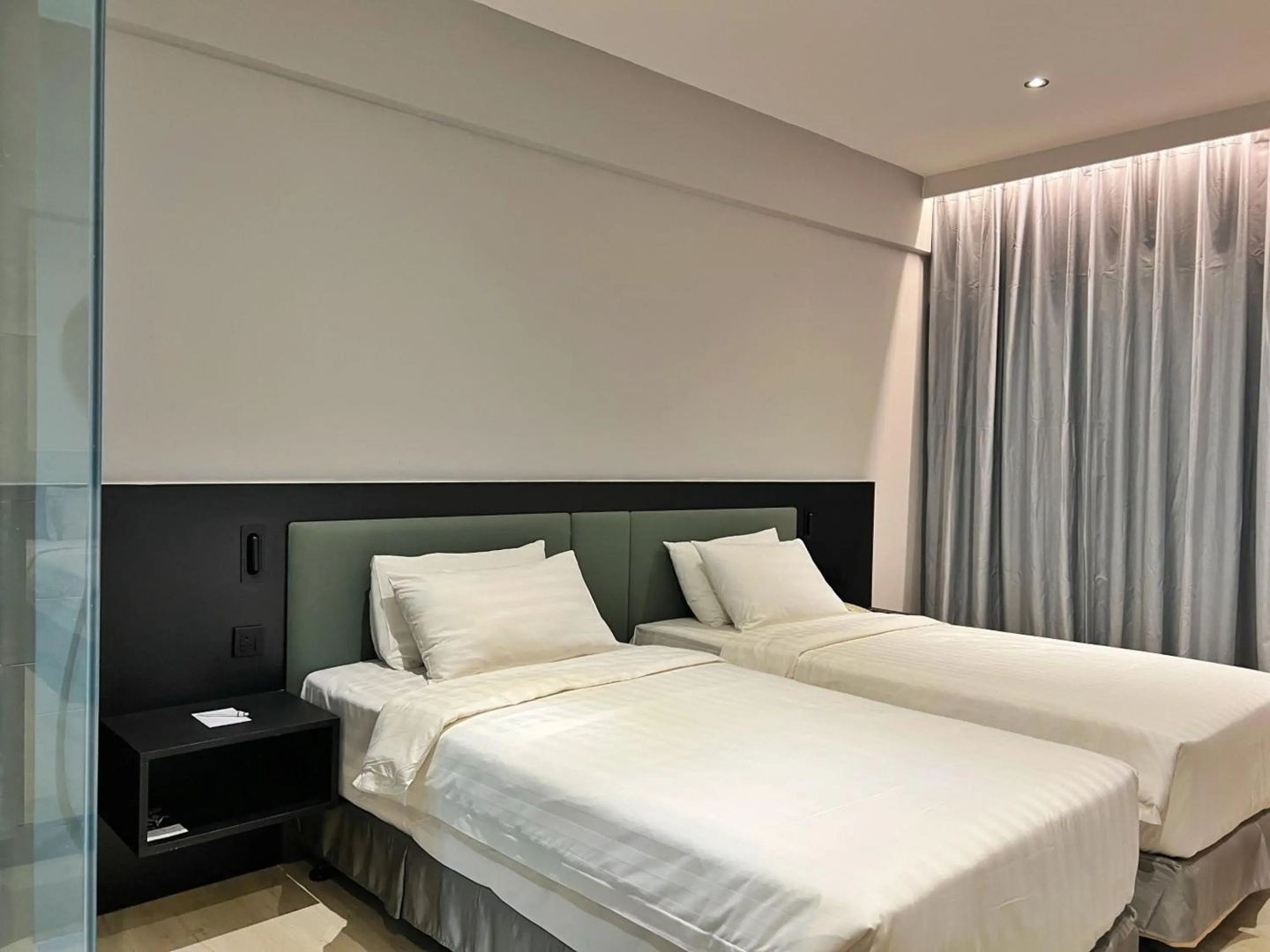 Photo - Crystal Crown Kuala Lumpur