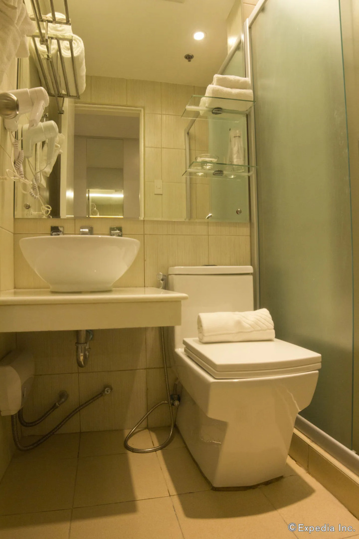 Photo - Regency Grand Suites