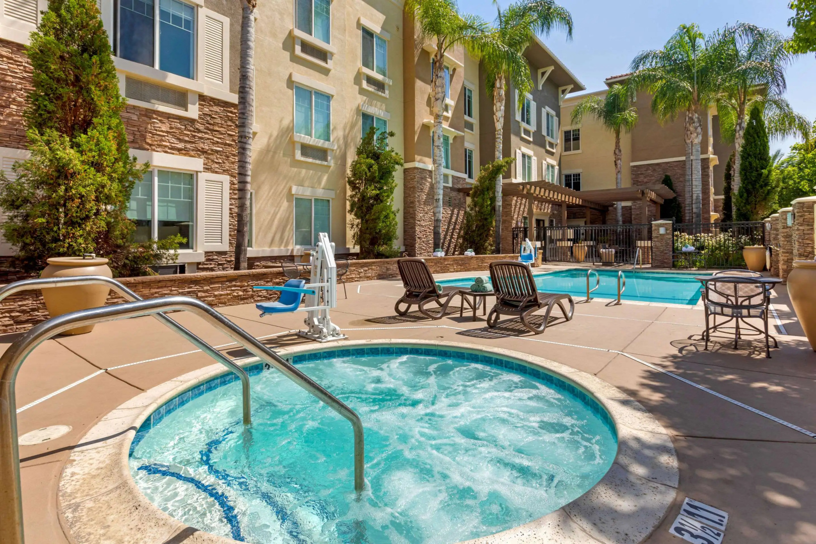 Foto - Comfort Inn & Suites near Ontario Airport