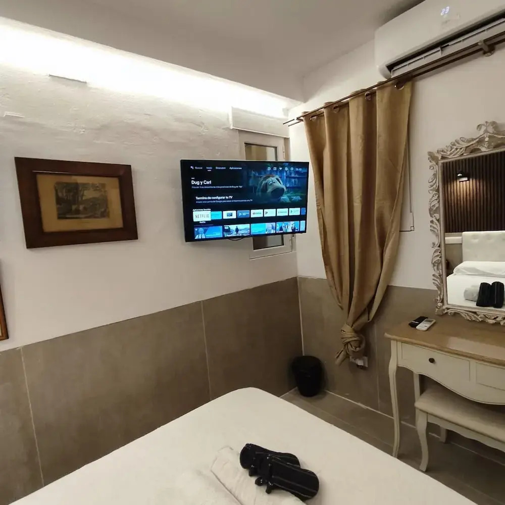 Photo - Private rooms