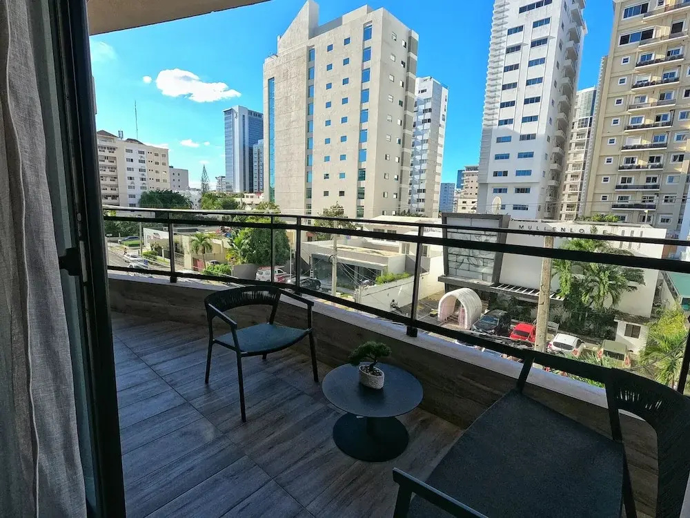 Photo - Regatta Living Hotel