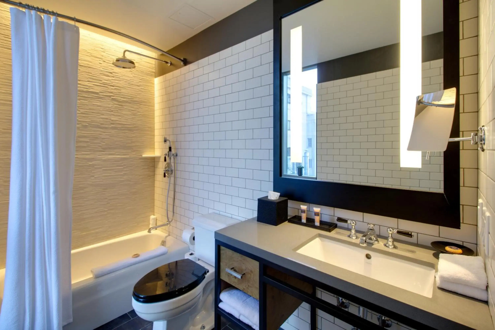 Foto - Hotel 50 Bowery, part of JdV by Hyatt
