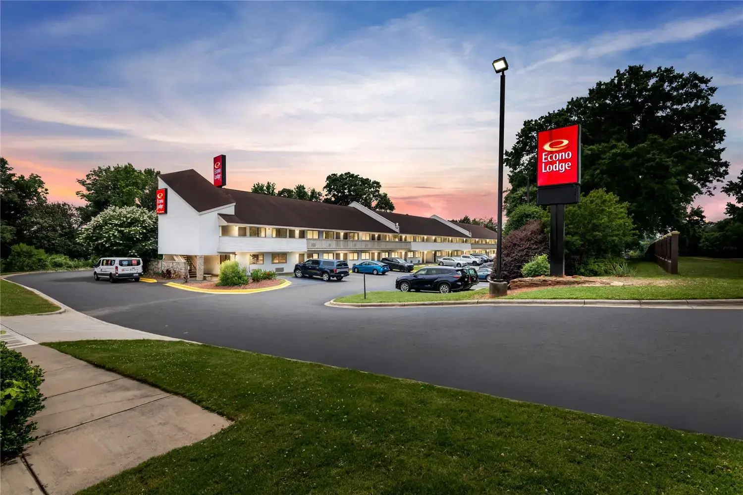 Photo - Econo Lodge Charlotte Airport
