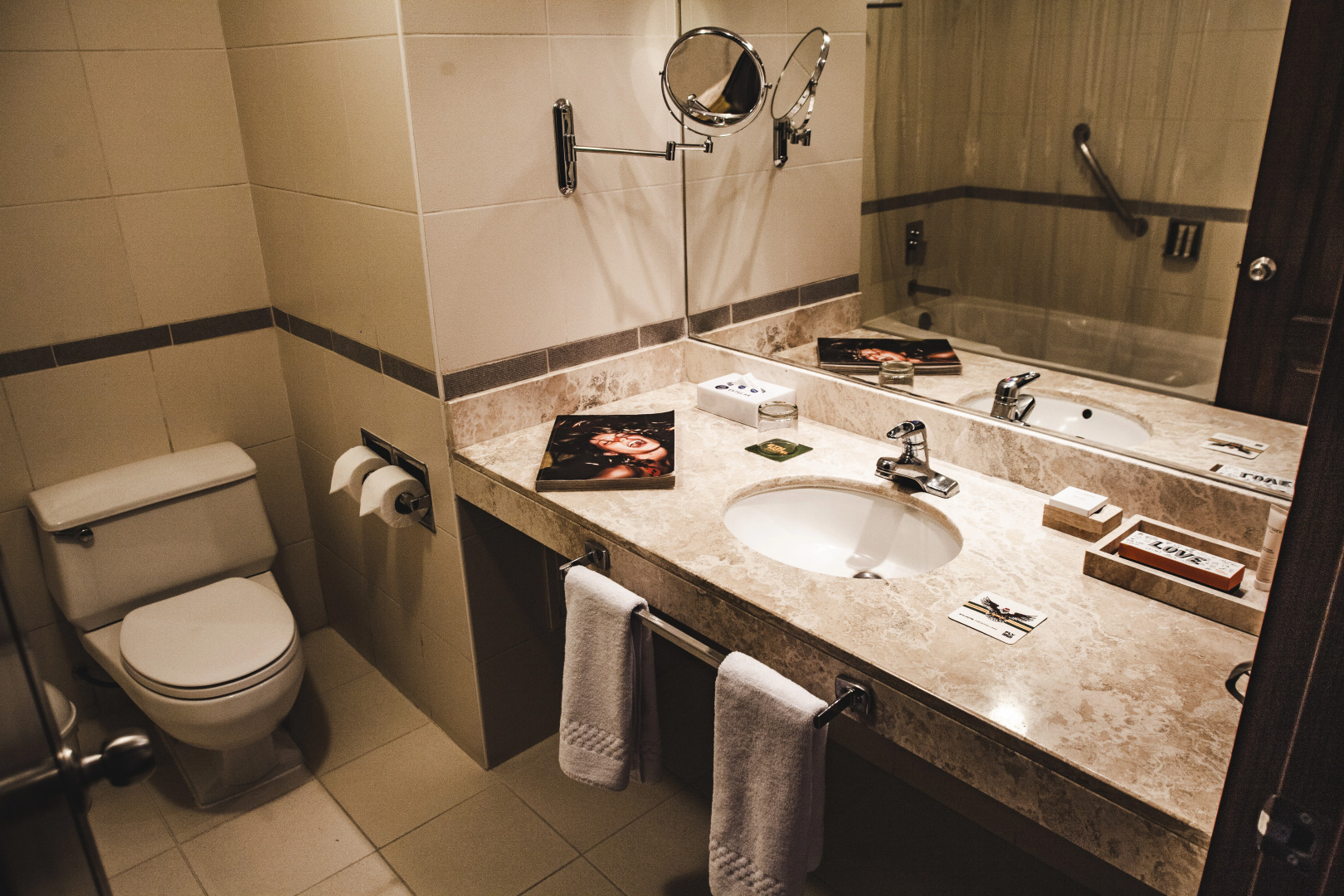 Photo - El LAGO HOTEL by Luoxo