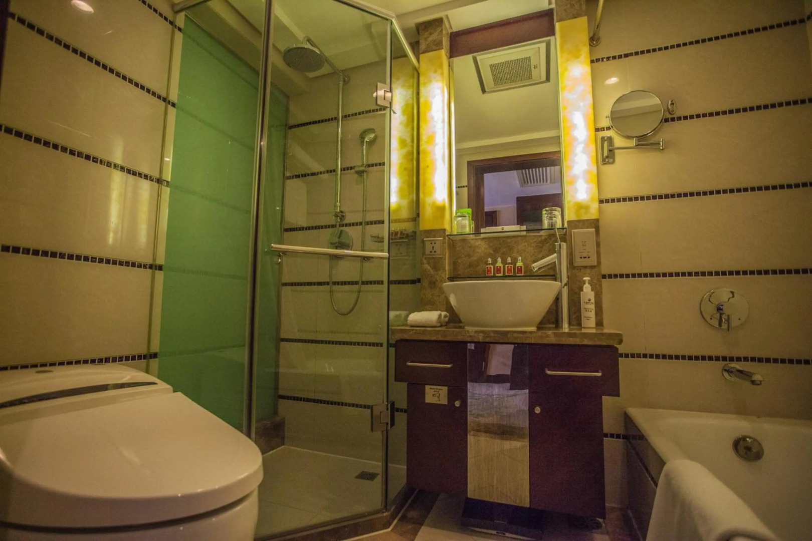 Photo - Merry Hotel Shanghai (Former Rendezvous Merry Hotel Shanghai)