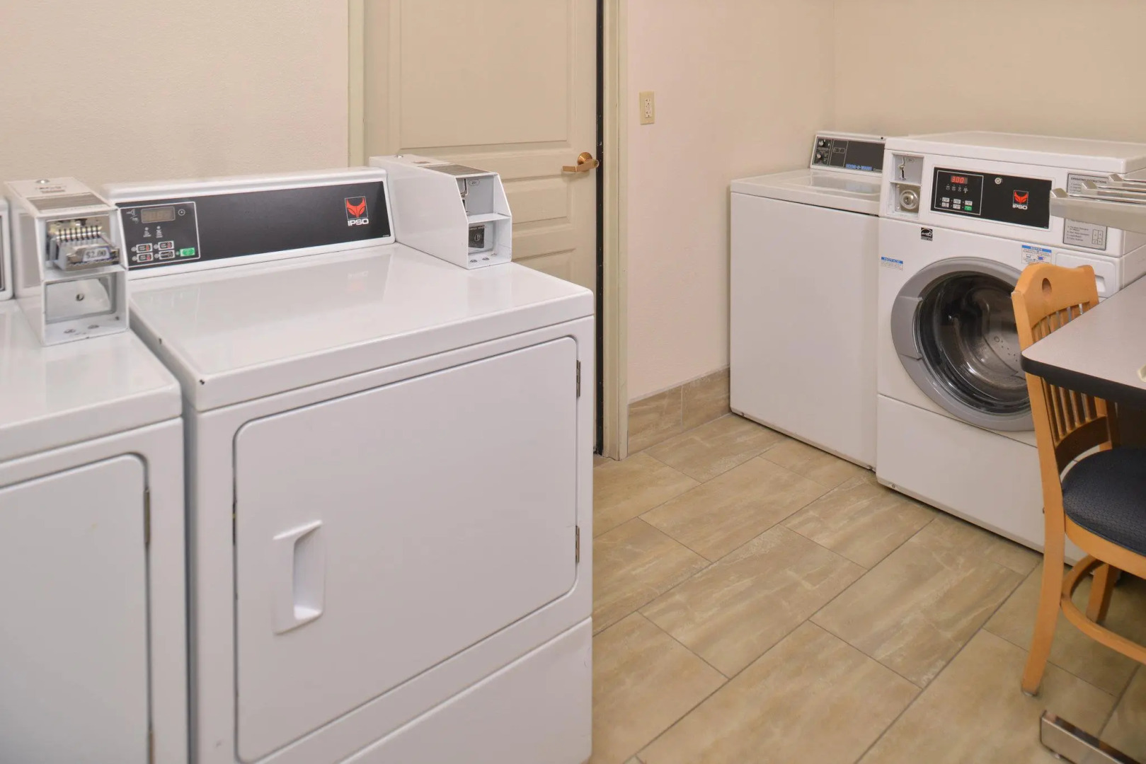 Photo - Clarion Inn Page - Lake Powell