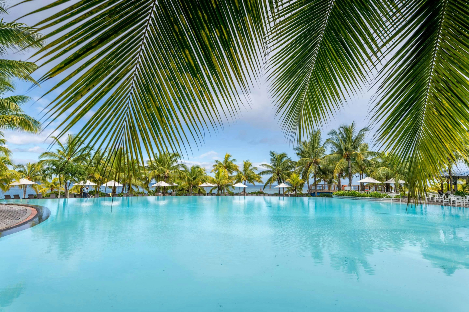 Photo - Victoria Beachcomber Resort & Spa