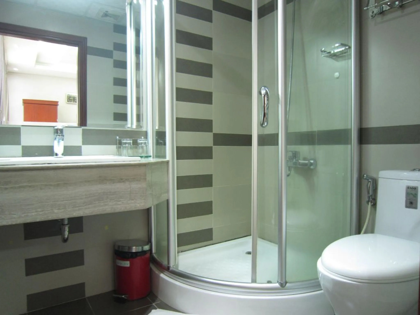 Photo - Van Ha Boutique Hotel Etown - Nhà Ga T3