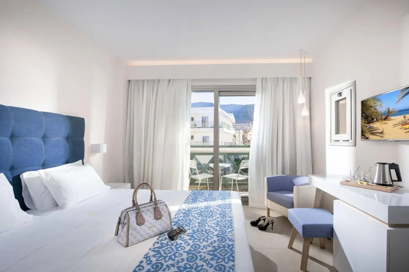 Photo - Petra Beach Hotel