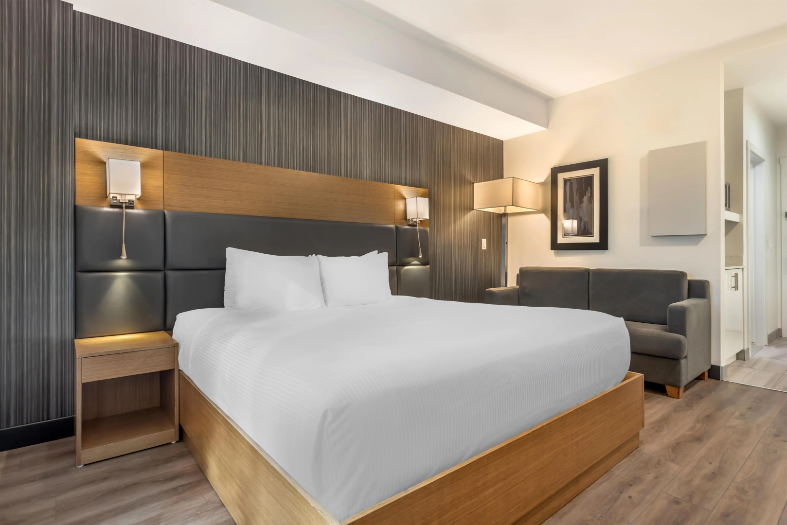 Photo - Executive Residency by Best Western Calgary City View North
