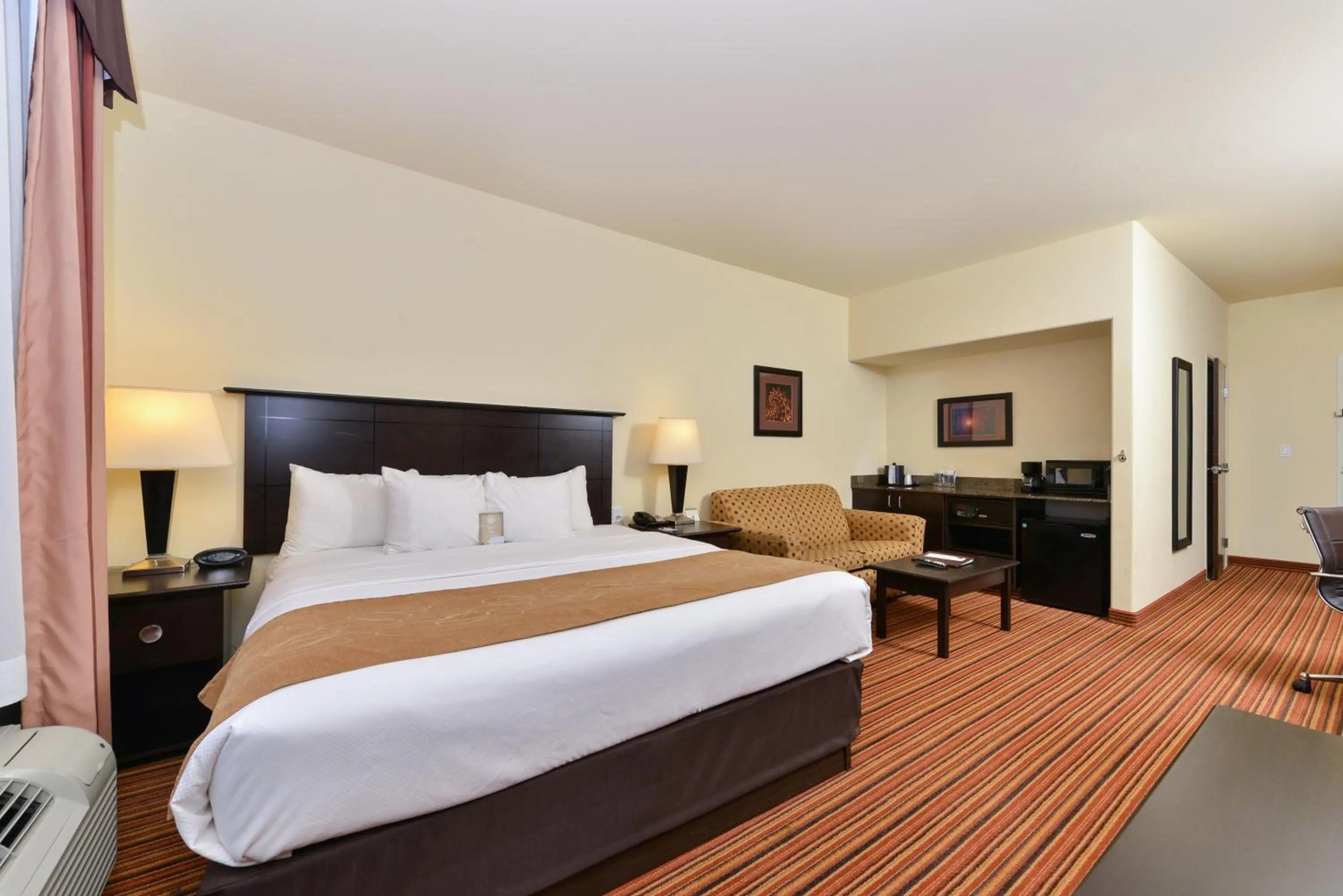 Photo - Comfort Suites Alexandria North