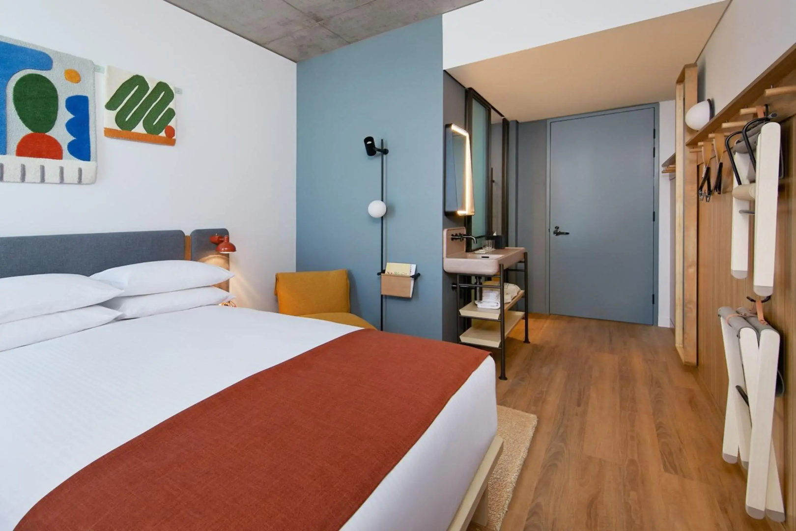 Photo - Moxy Sydney Airport