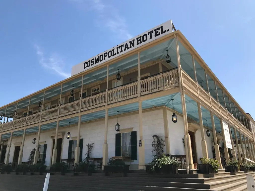 Photo - Cosmopolitan Hotel