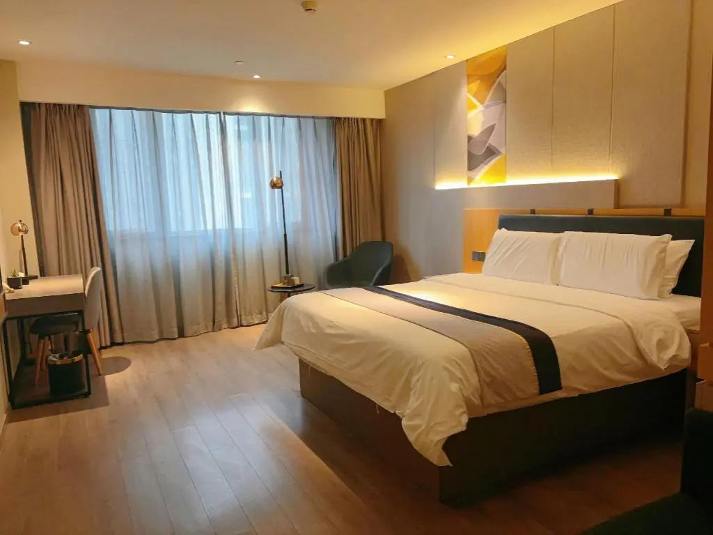 Homeinn Selected Hotel (Chengdu Panda Base Zoo Subway Station)
