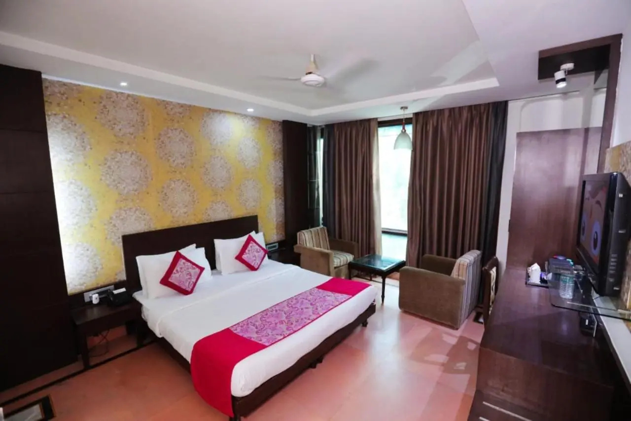 Photo - Hotel Panickers Residency
