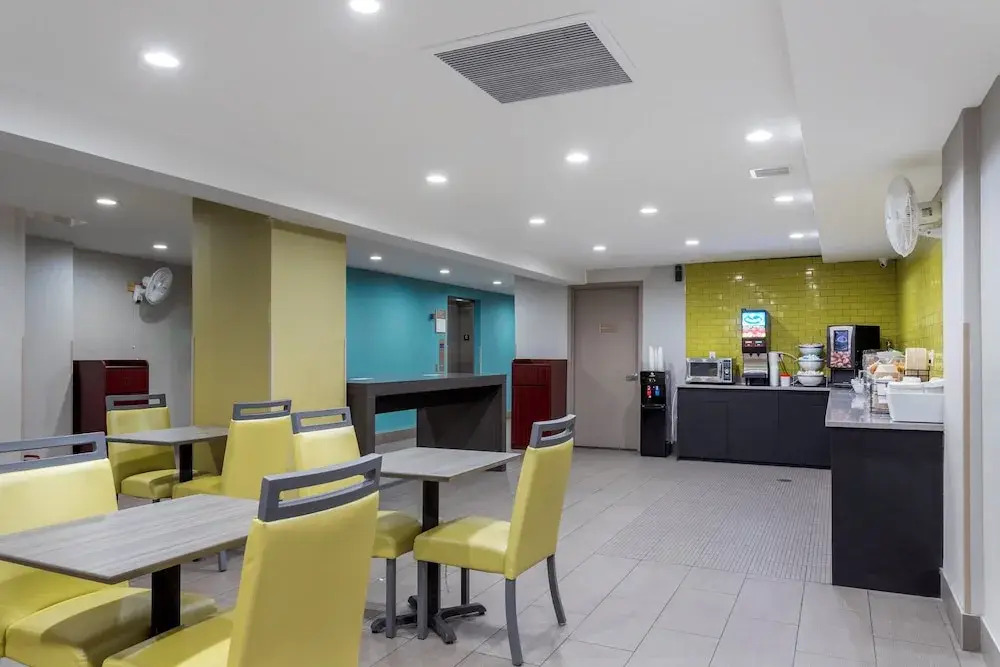 Foto - Red Roof PLUS Brooklyn - Flatbush Ave