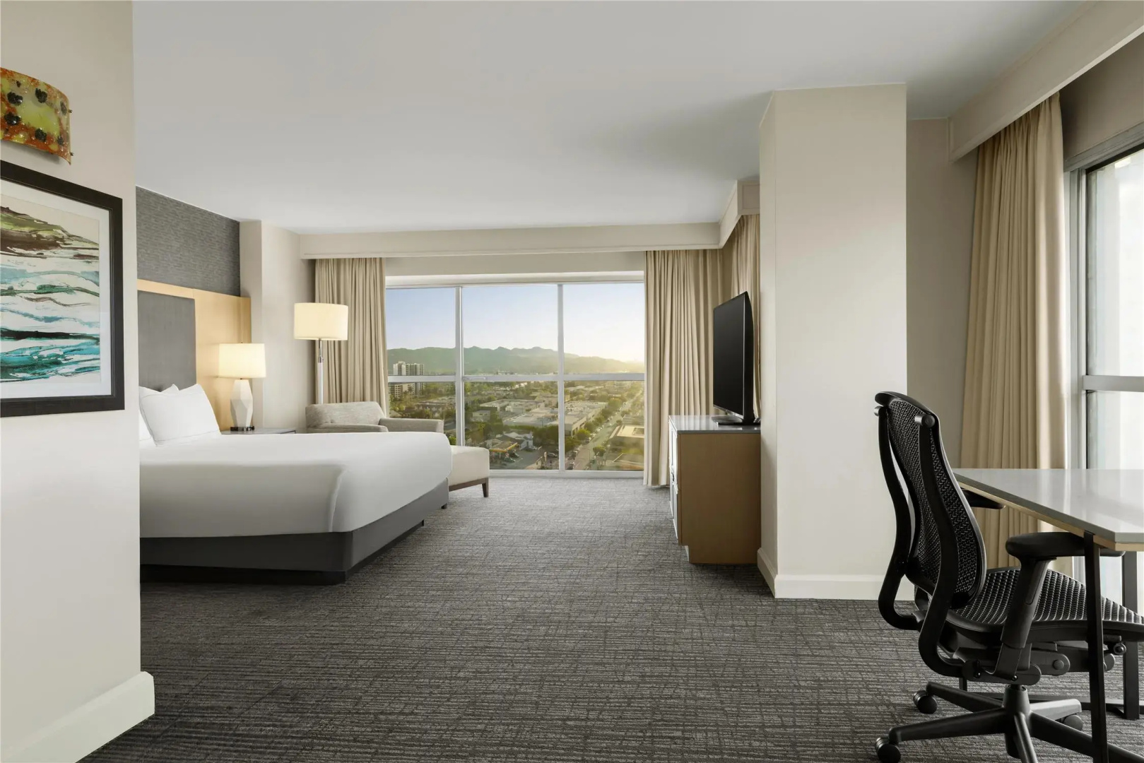 Photo - Hilton Los Angeles North/Glendale