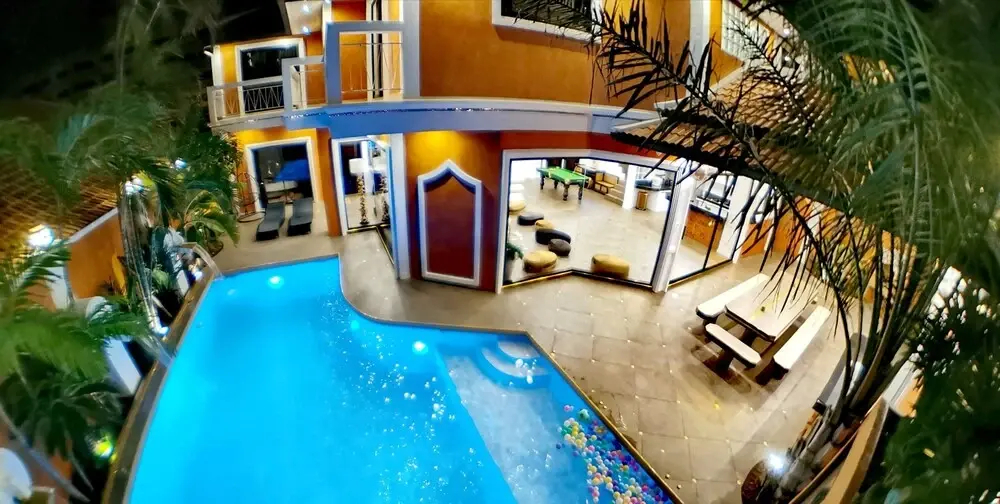 Foto - TUCHELAND Luxury Pool Villa Pattaya Walking Street
