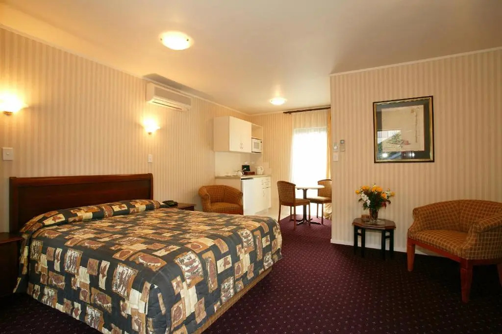 Photo - Cornwall Park Motor Inn