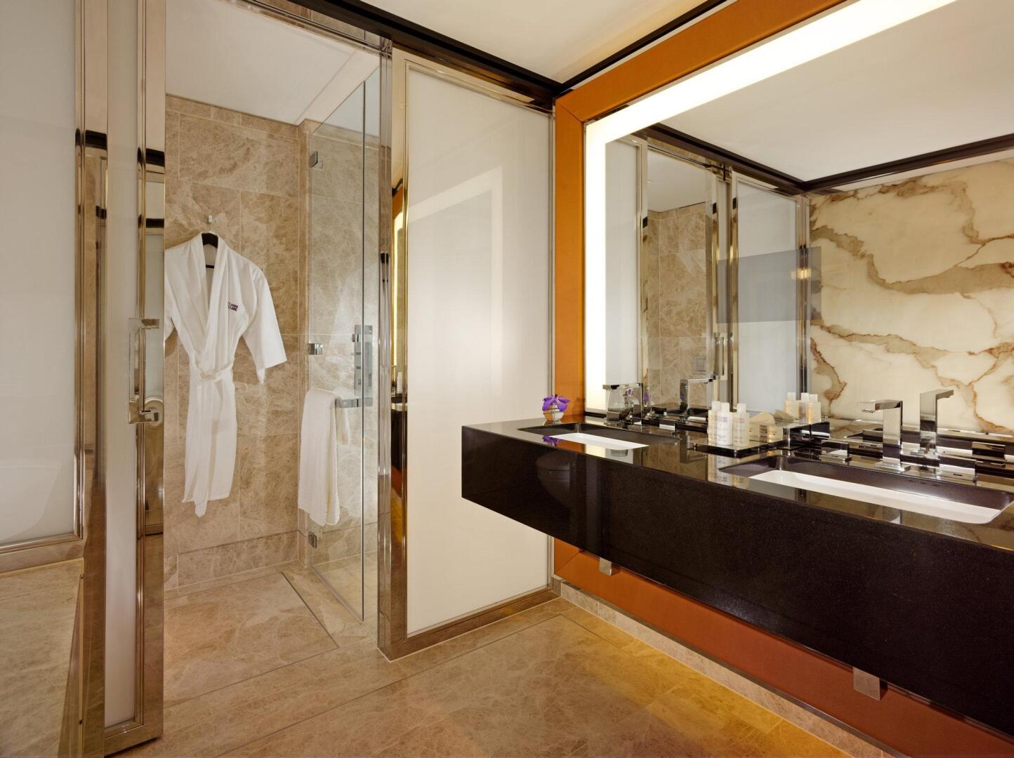 Photo - 45 Park Lane - Dorchester Collection