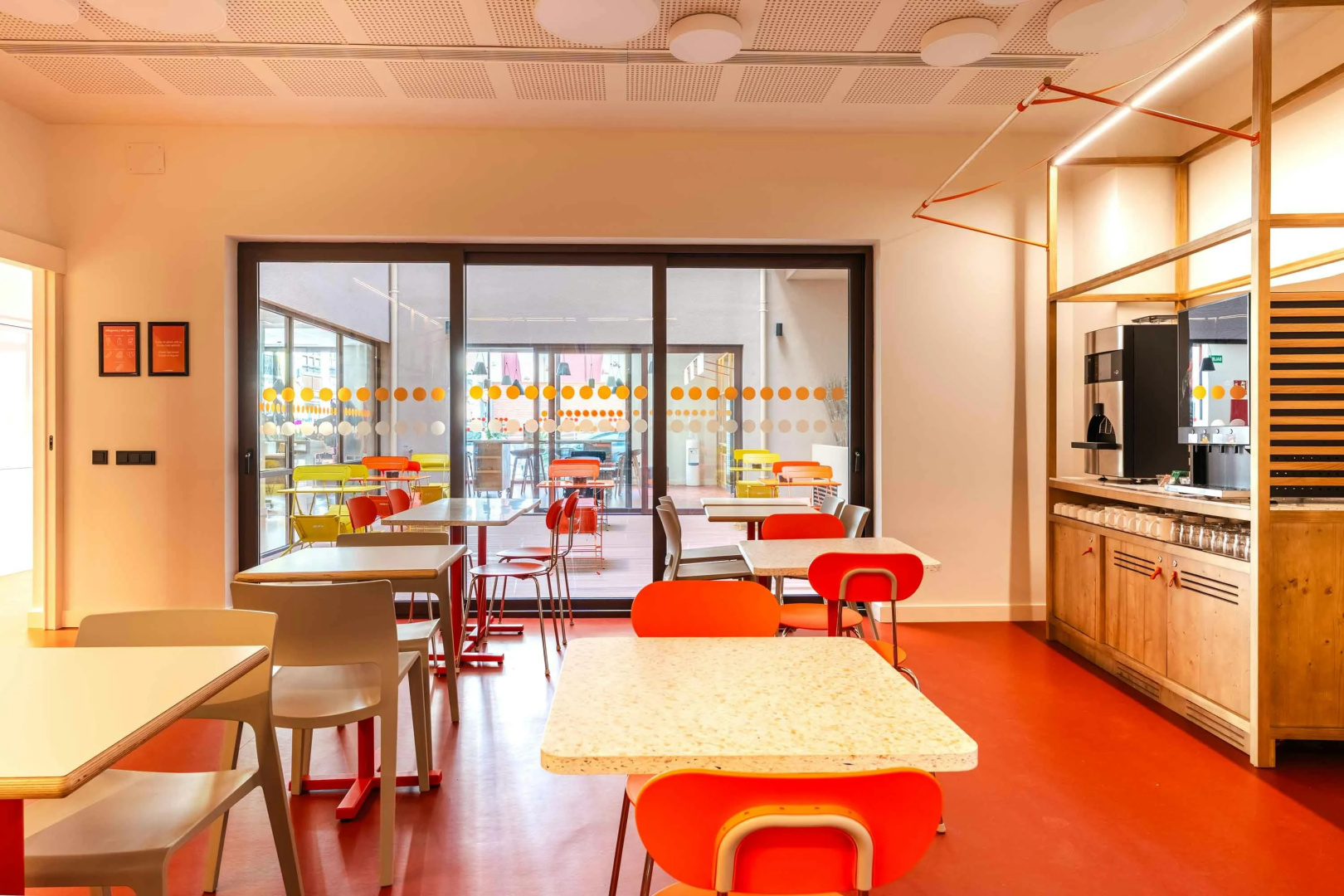 Photo - easyHotel Valencia Ciutat Vella
