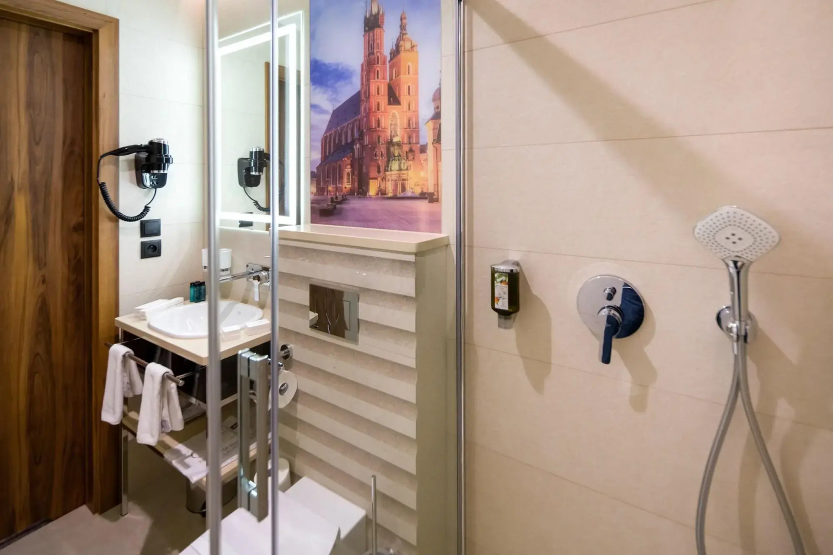 Photo - Sky Hotel Kraków