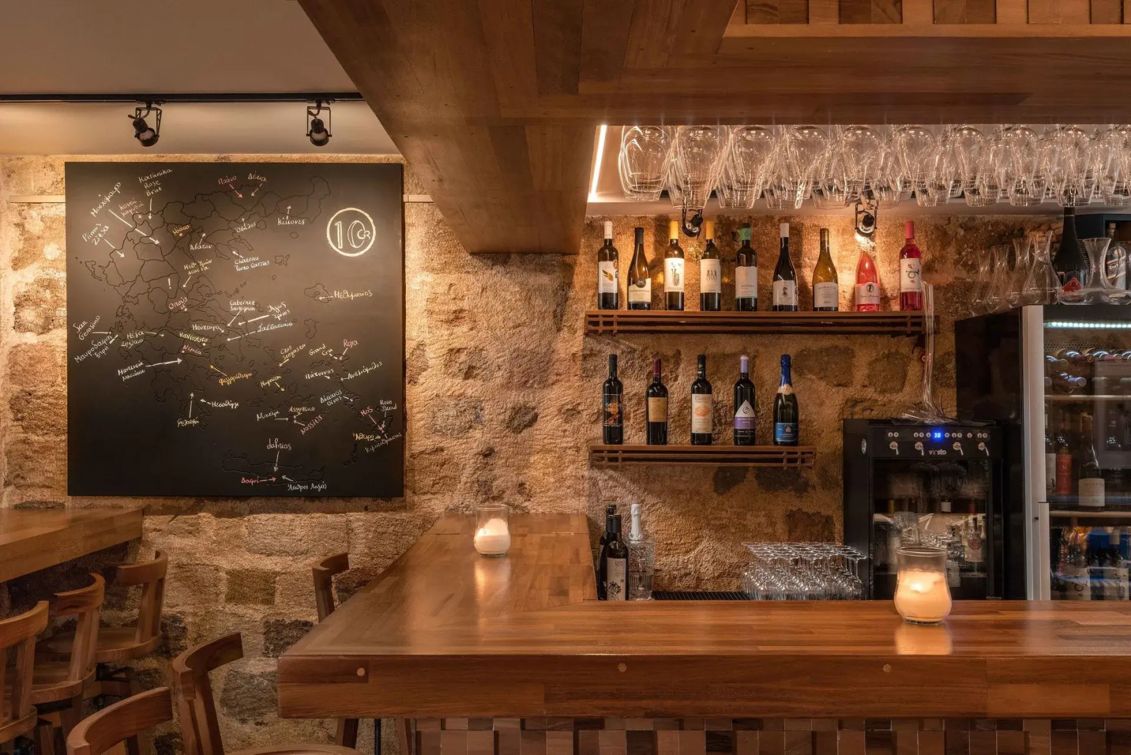 Foto - 10GR Boutique Hotel and Wine Bar