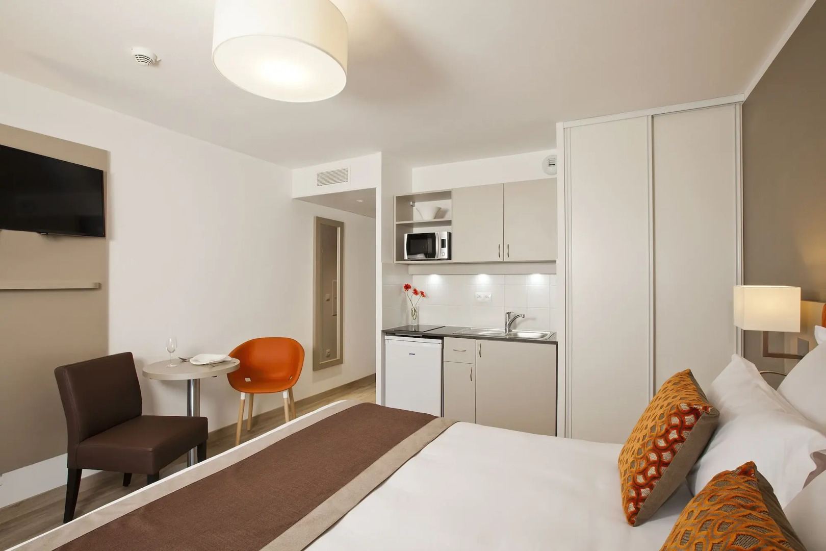 Photo - Residhome Paris Rosa Parks