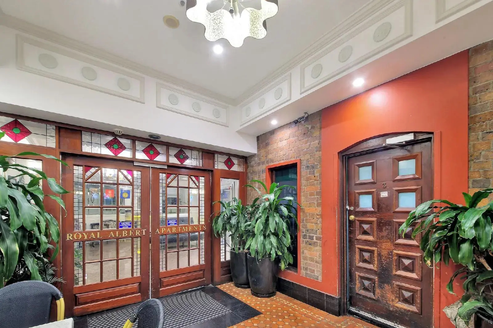 Foto - Royal Albert Hotel