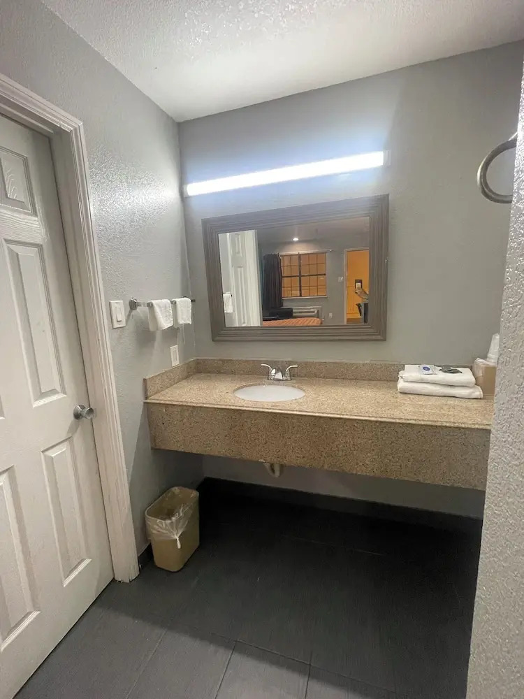 Foto - Red Crown Inn