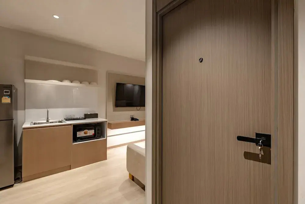 Photo - The Bentley Hotel