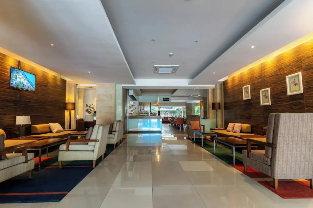 Photo - Journeyhub Sukhumvit 26 Bangkok