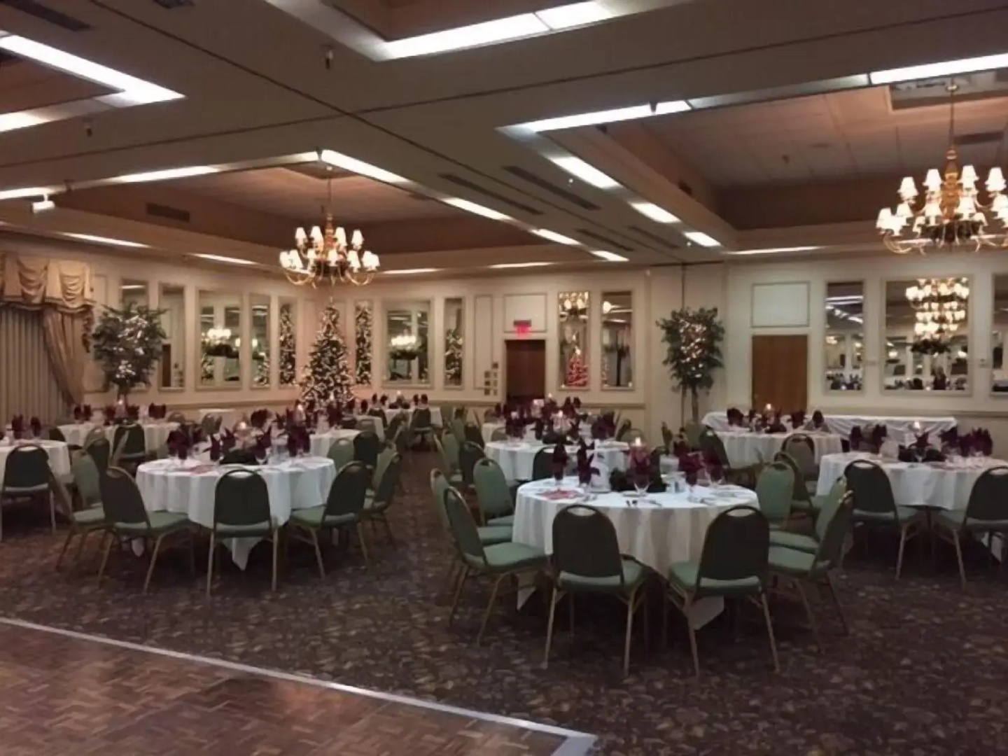 Photo - University Square Hotel