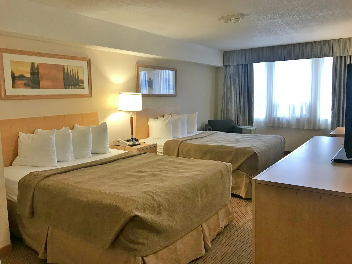 Photo - Quality Inn and Suites Montreal East