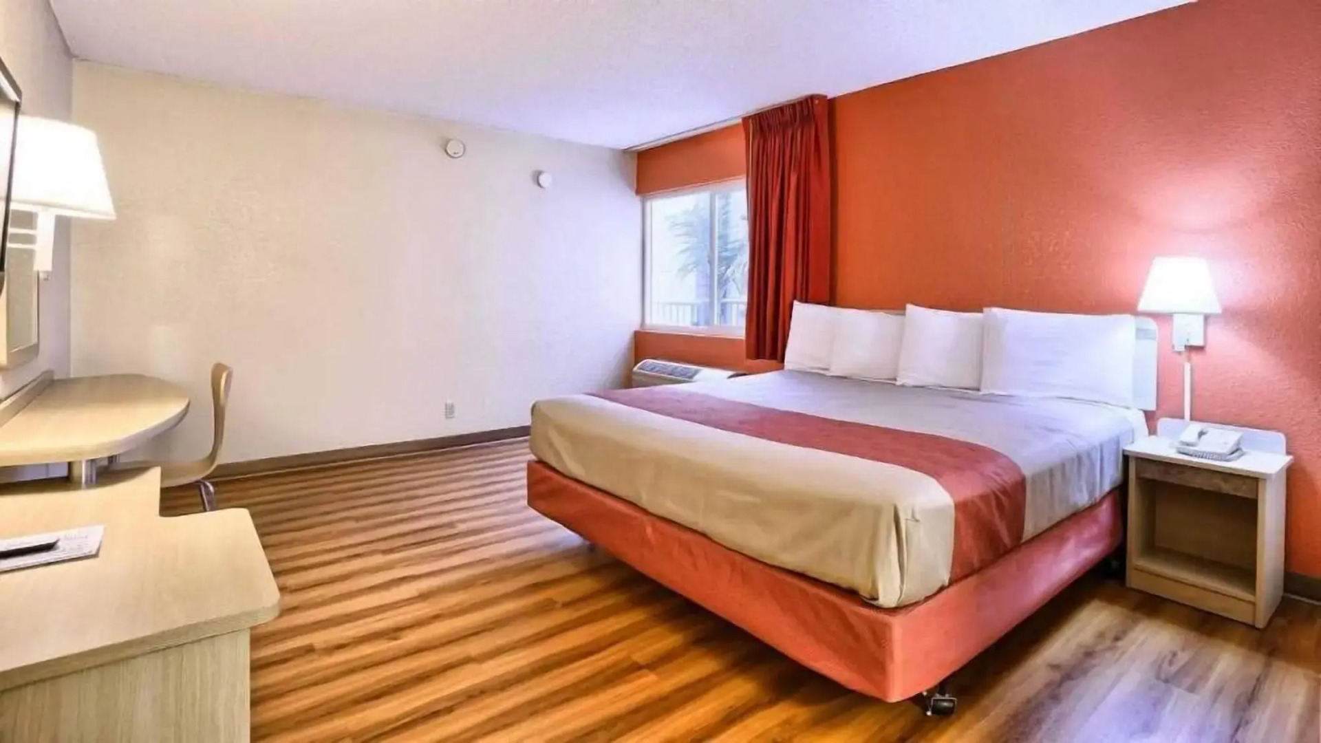 Photo - Cathedral Hill Hotel