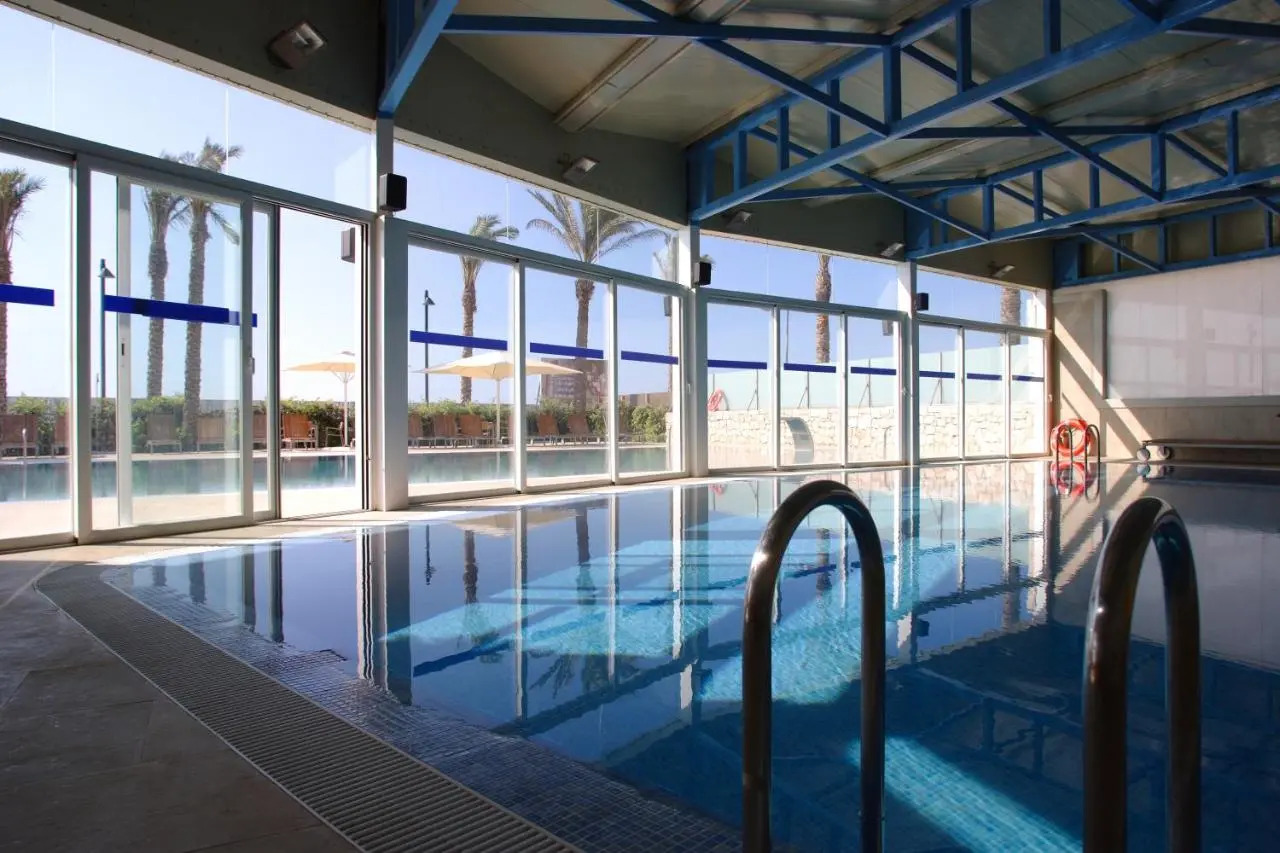 Photo - Senator Águilas