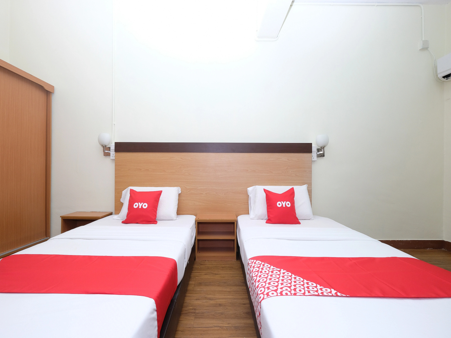 OYO 1105 Hotel 75
