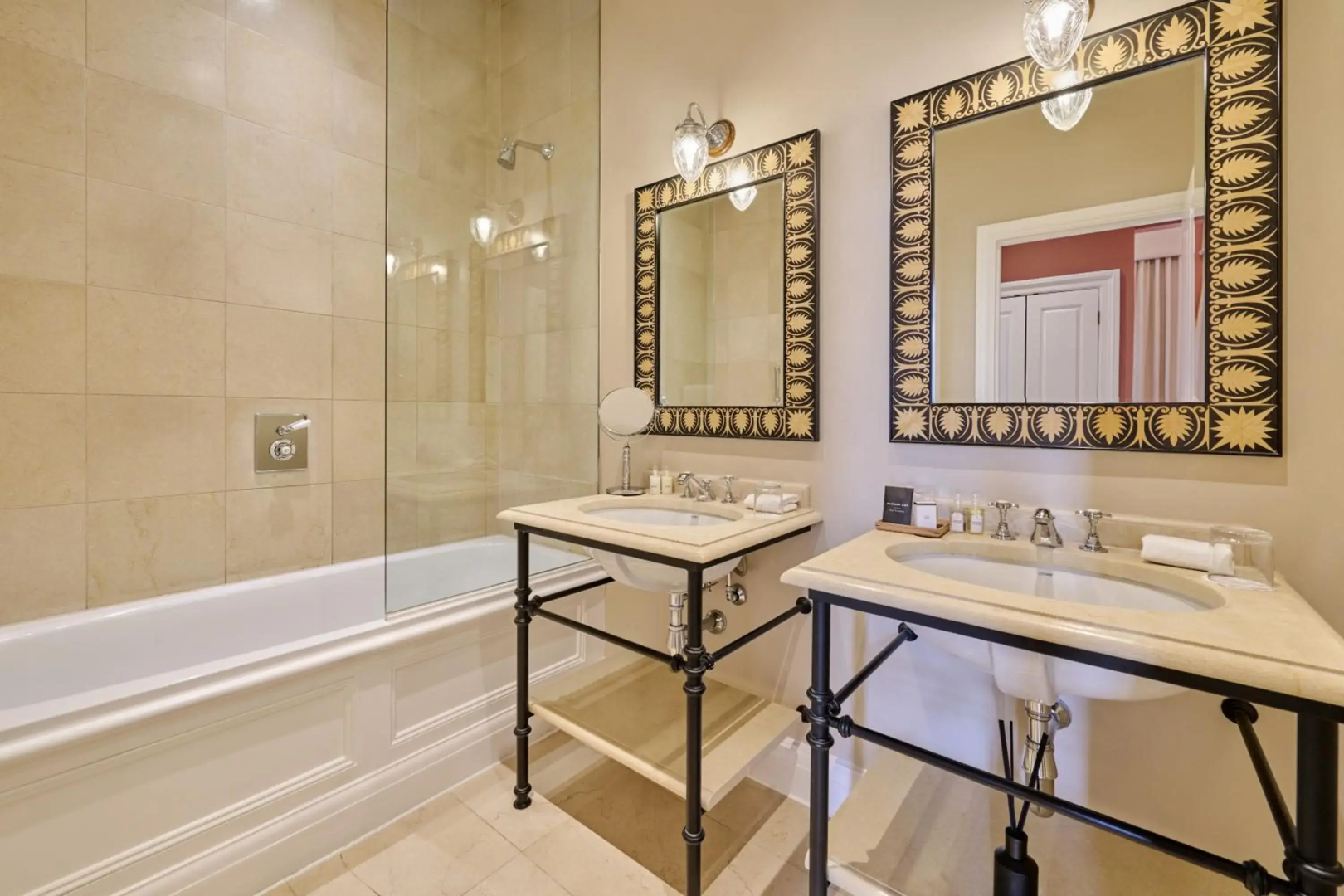 Foto - Roseate House London