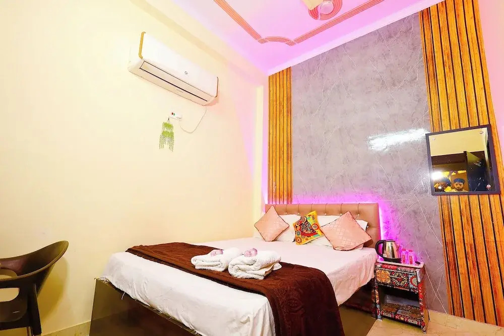 Photo - Sia Taj Hotel nearest Taj Mahal Agra