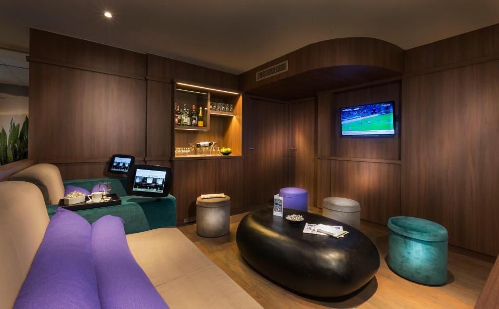 Photo - Hotel Acanthe - Boulogne Billancourt