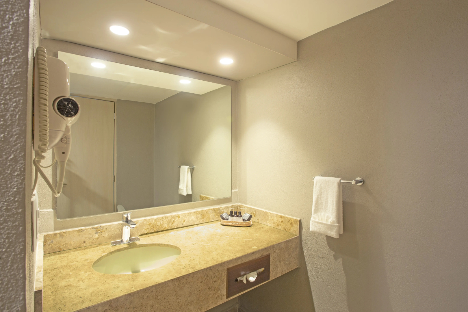 Photo - Hotel Amares Acapulco