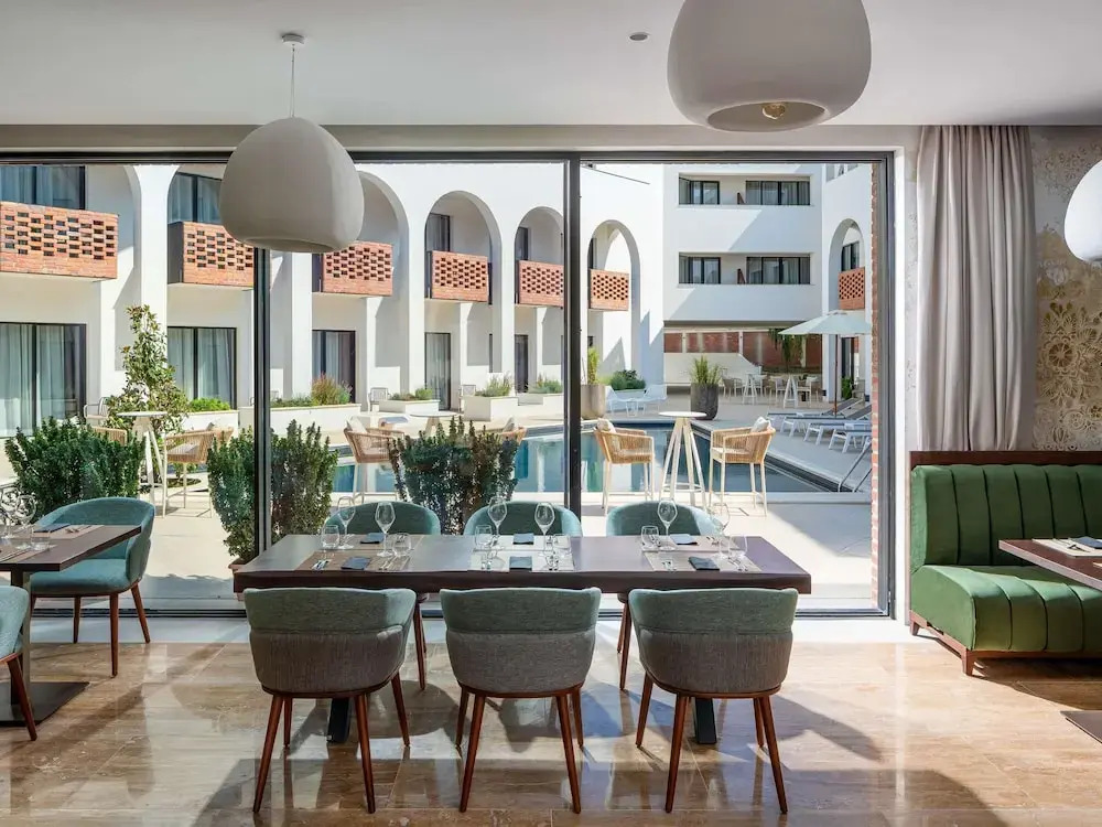 Foto - Mercure Conacul Cozieni