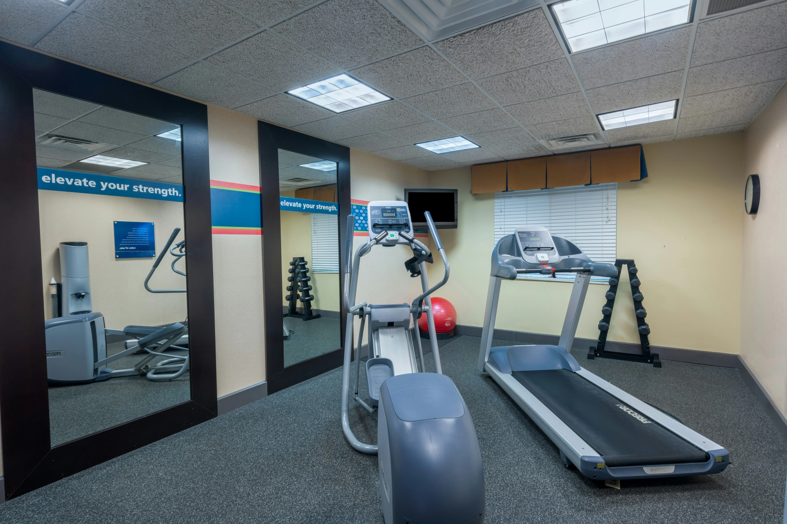 Photo - Hampton Inn London-North