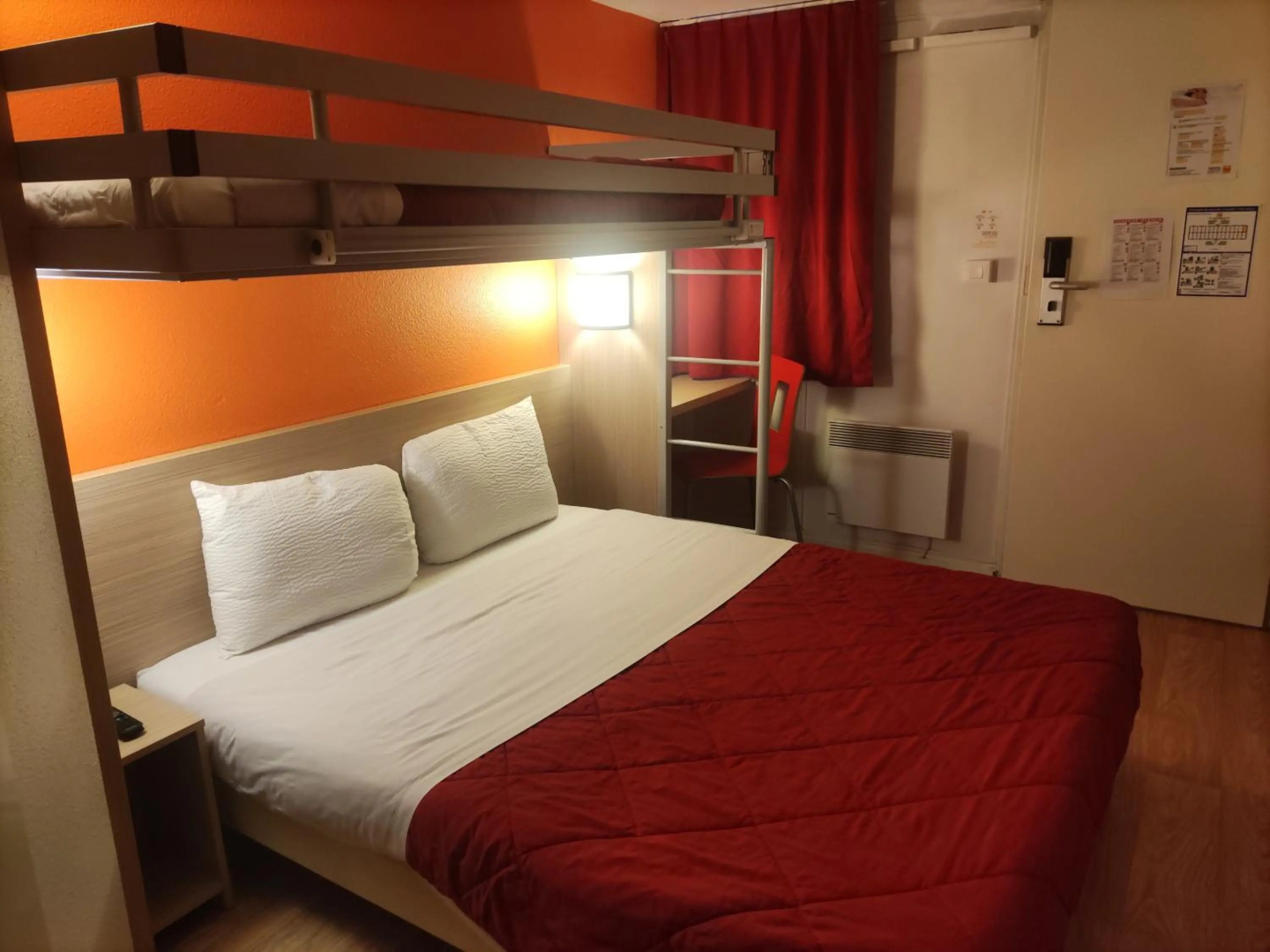 Foto - Hotel Première Classe Vannes