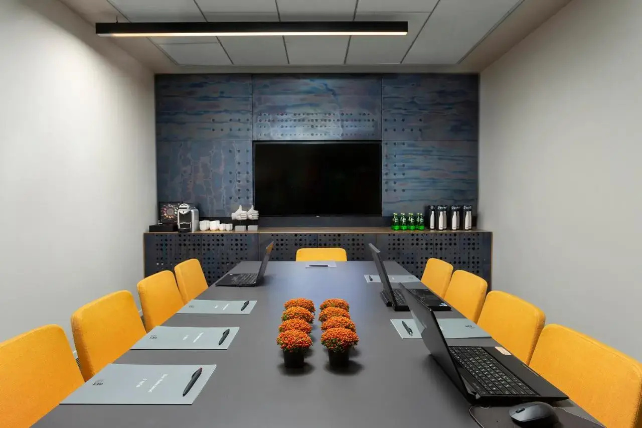 Photo - Link hotel & Hub By Dan Hotels