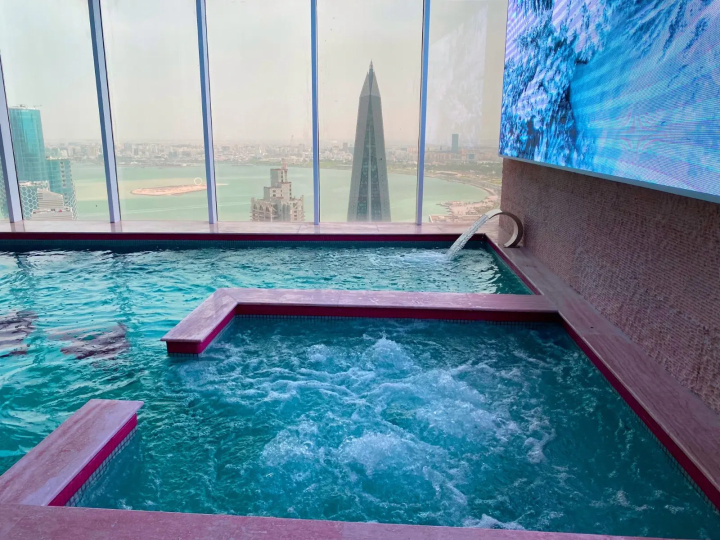 Foto - The Bentley Luxury Hotel & Suites