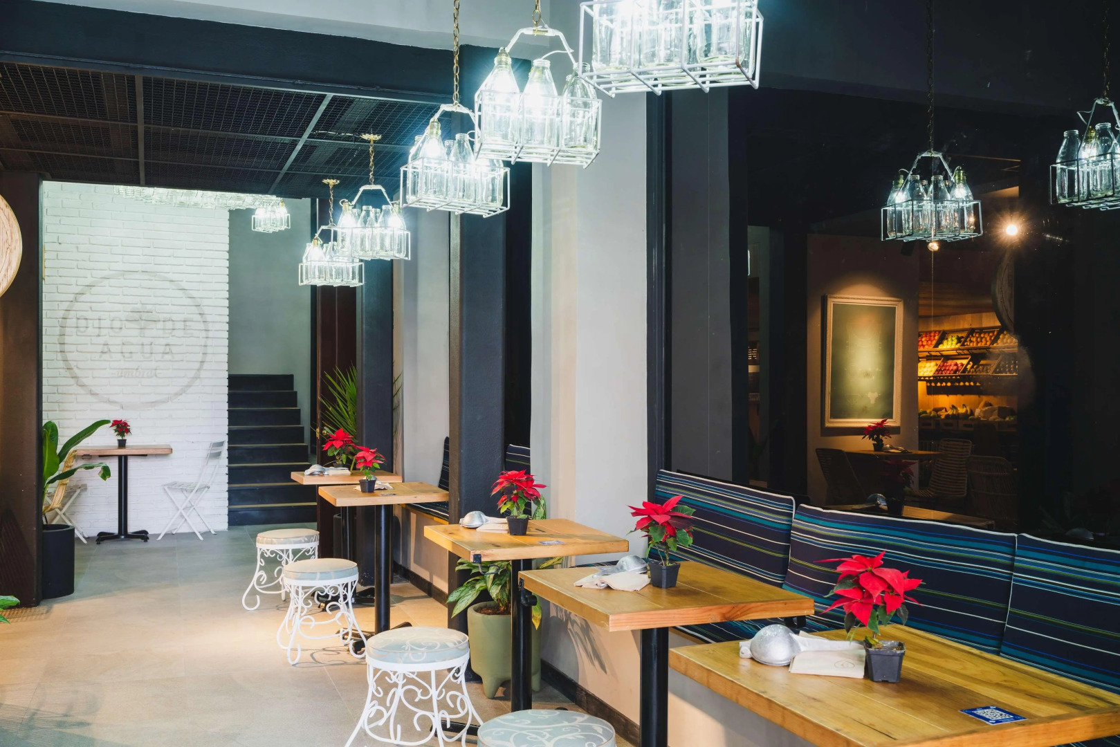 Photo - Umbral, Curio Collection By Hilton